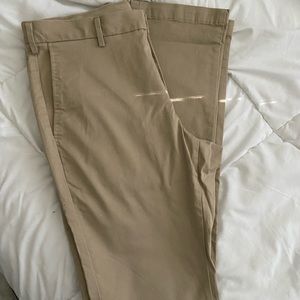 Uniqlo Khaki Chino